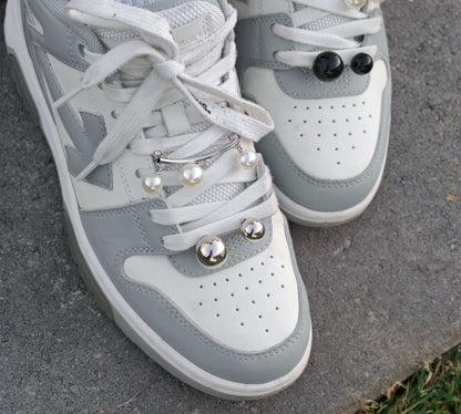 Set Pin Fashion Auriu și Argintiu cu Perle Albe Design Asimetric Modern - Platera Romania