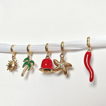 Accesorii decorative tip charm pentru pantofi sport – adaugă un plus de stil adidașilor.